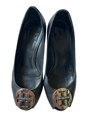 TORY BURCH SALLY 2 PEEP TOE BLACK WEDGE SANDALS LEATHER WOMENS 7.5